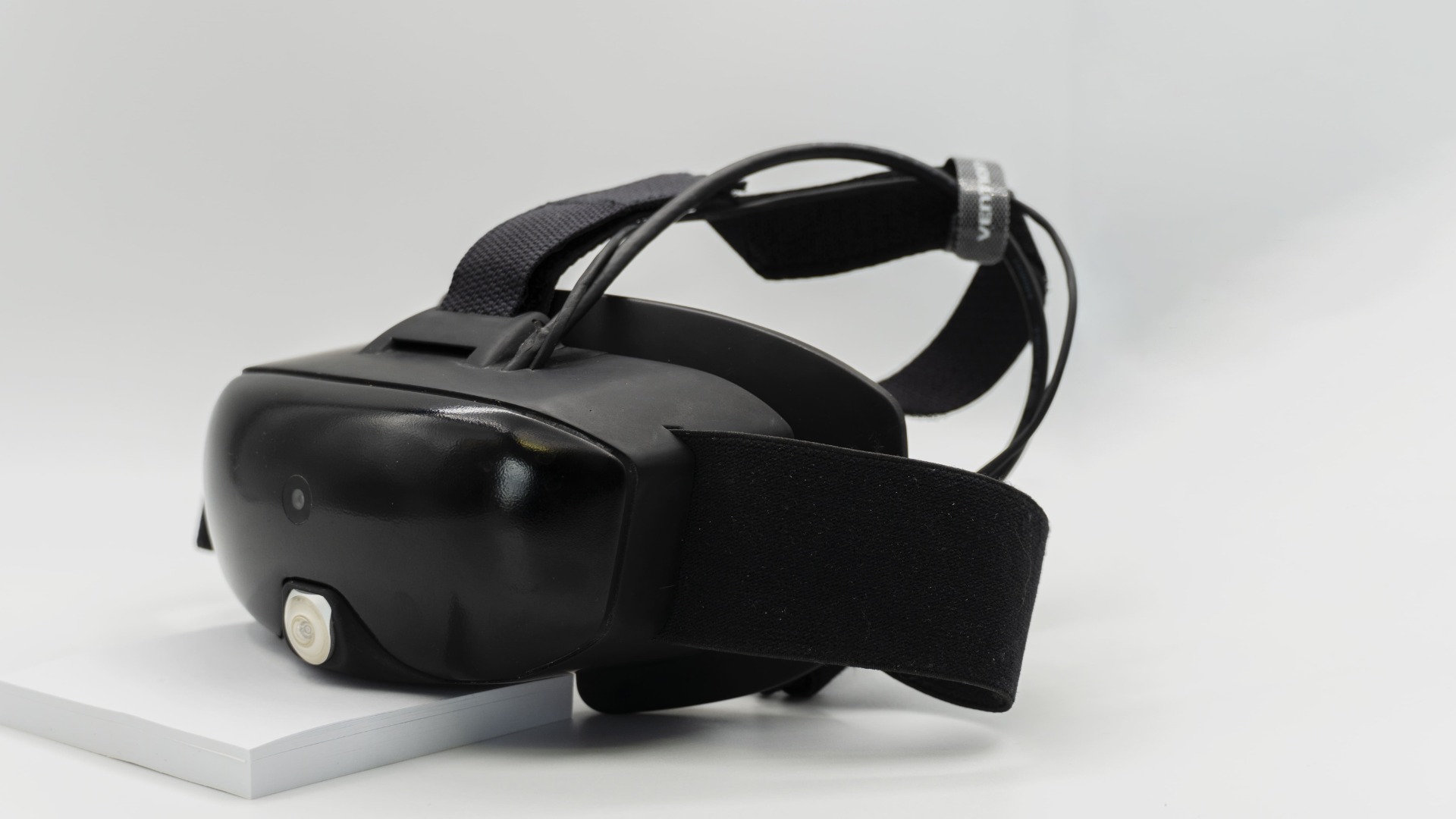 8K VR Headset for Sports