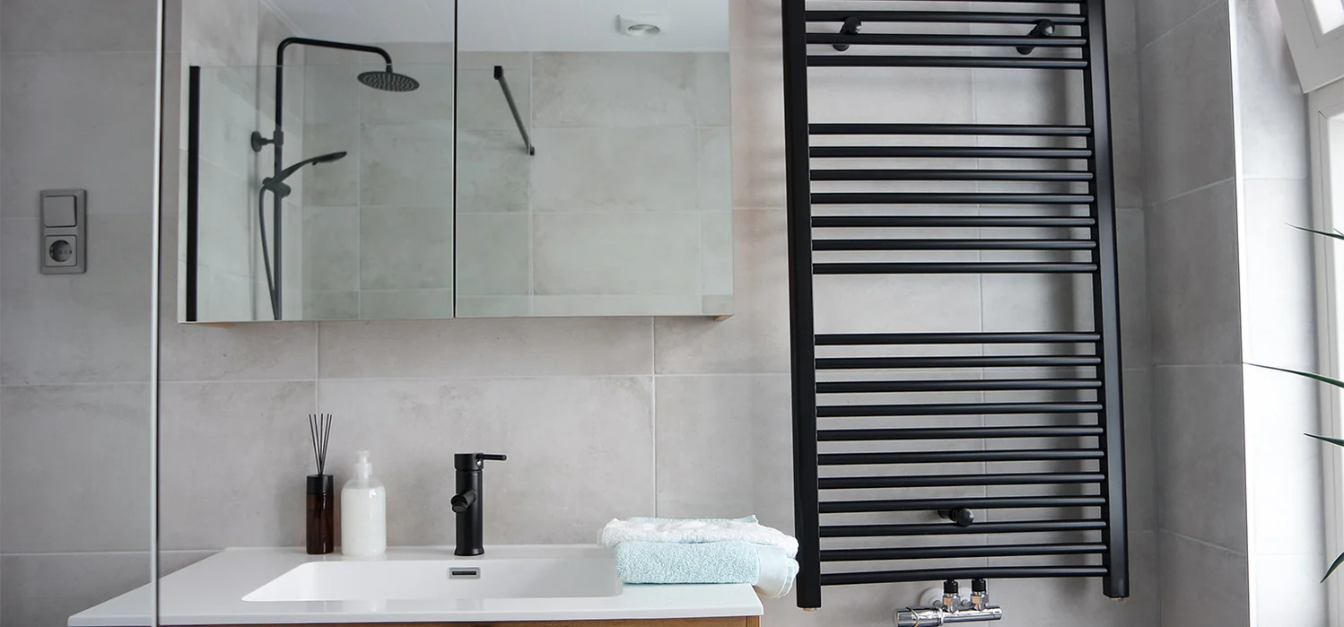 Tapron Heated Towel Rail Collection – Practical Warmth Meets Stylish Functionality - View 2