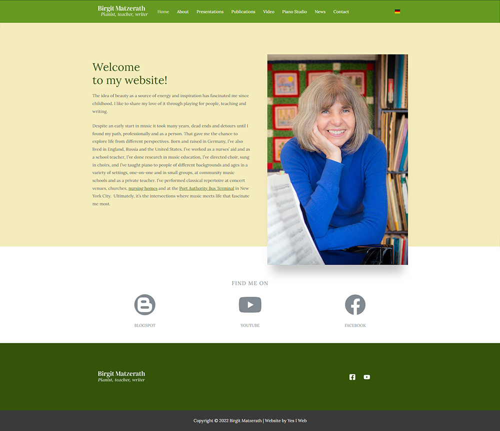 Multi-lingual website for a piano teacher - View 1