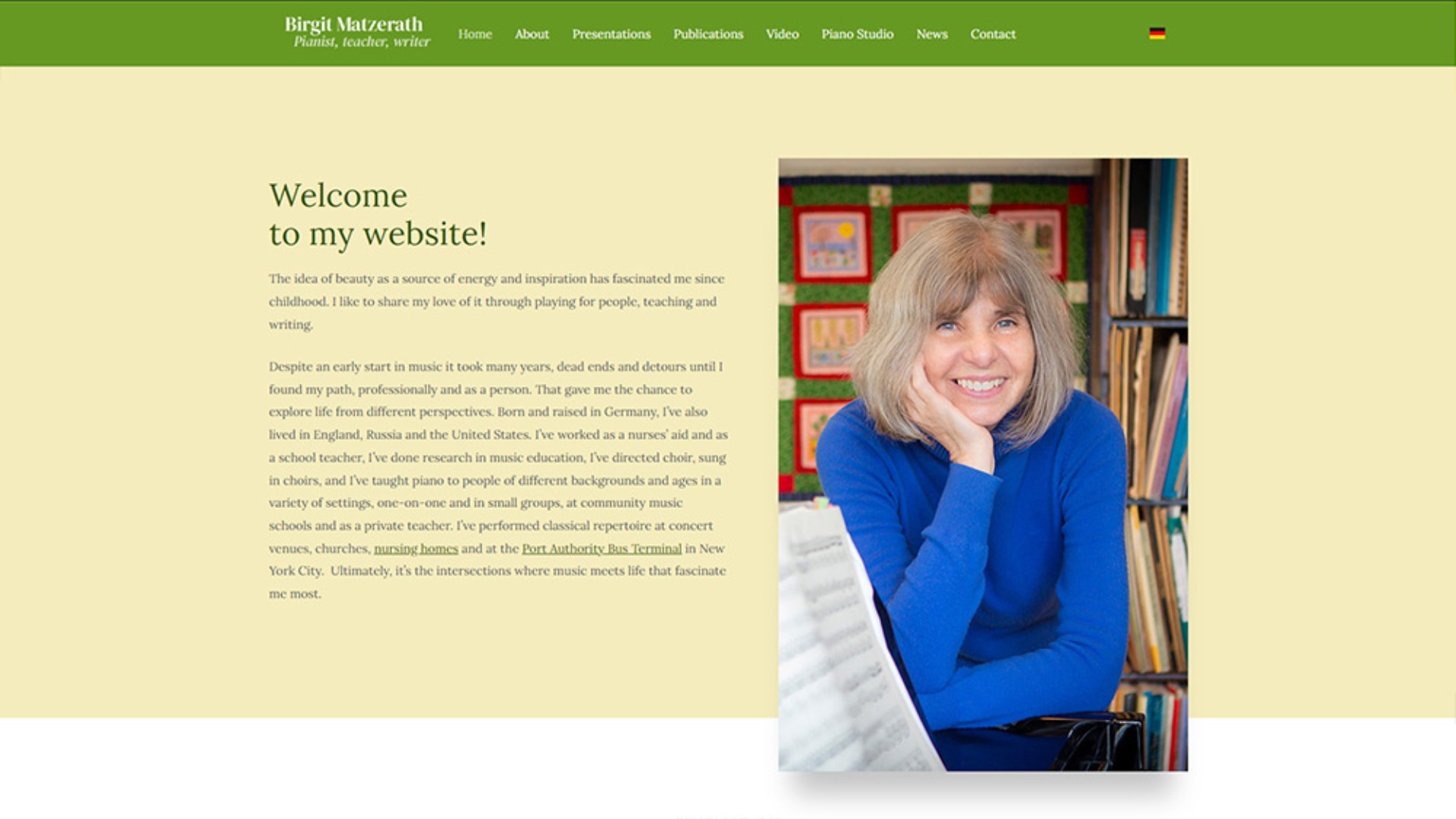 Multi-lingual website for a piano teacher
